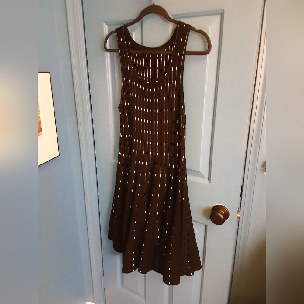 MAK black/white sleeveless sweater dress